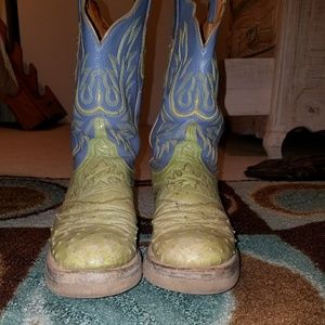 Womens Lucchese 2000 boots