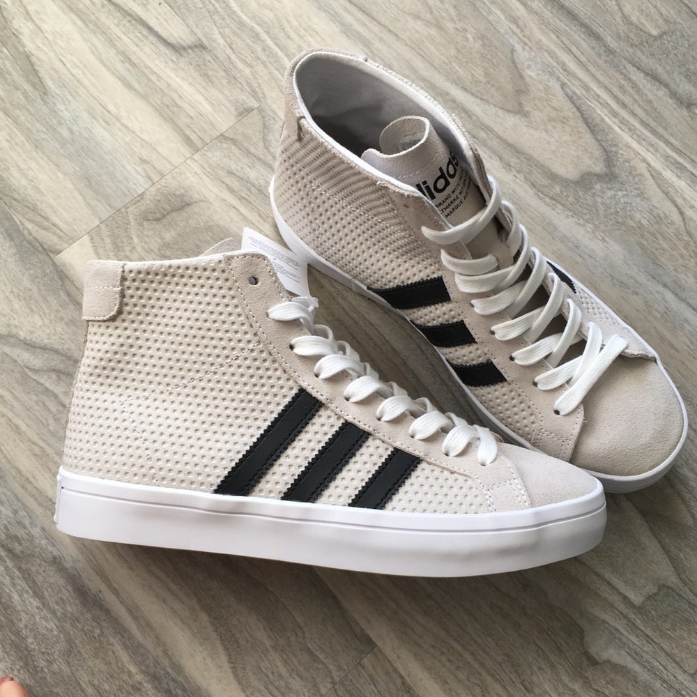Adidas gray courtvantage mid sneakers 7.5 NWT - Picture 2 of 7