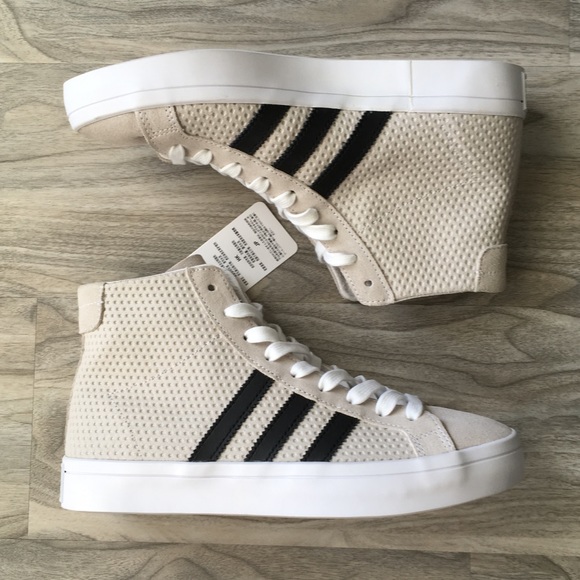 adidas Shoes - Adidas gray courtvantage mid sneakers 7.5 NWT