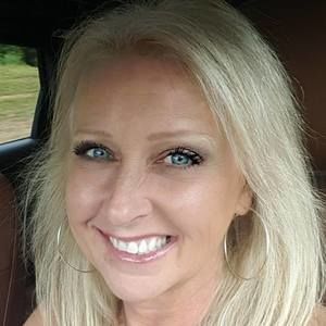 Meet your Posher, Becky