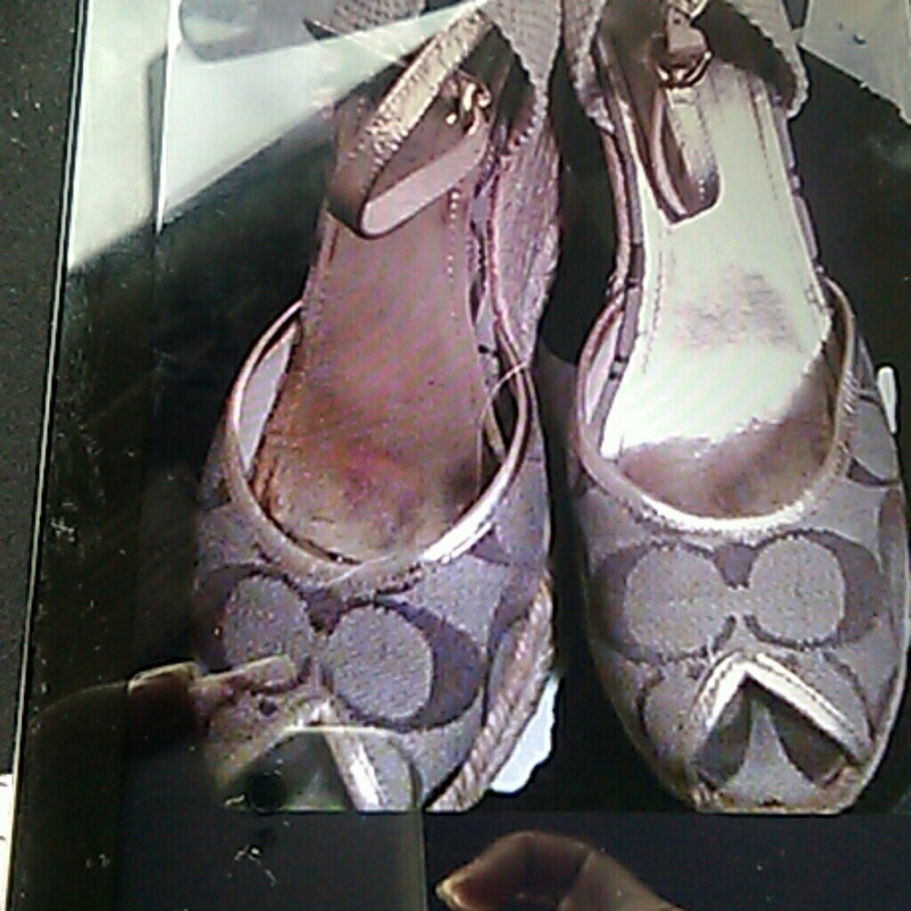 AUTHENTIC COACH KIMMY WEDGE