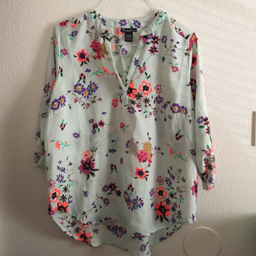 🔵3/$10🔵 Neon & Pastel Floral Sheer Blouse