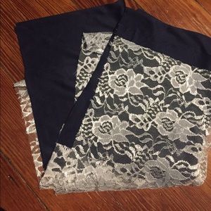 Lace scarf