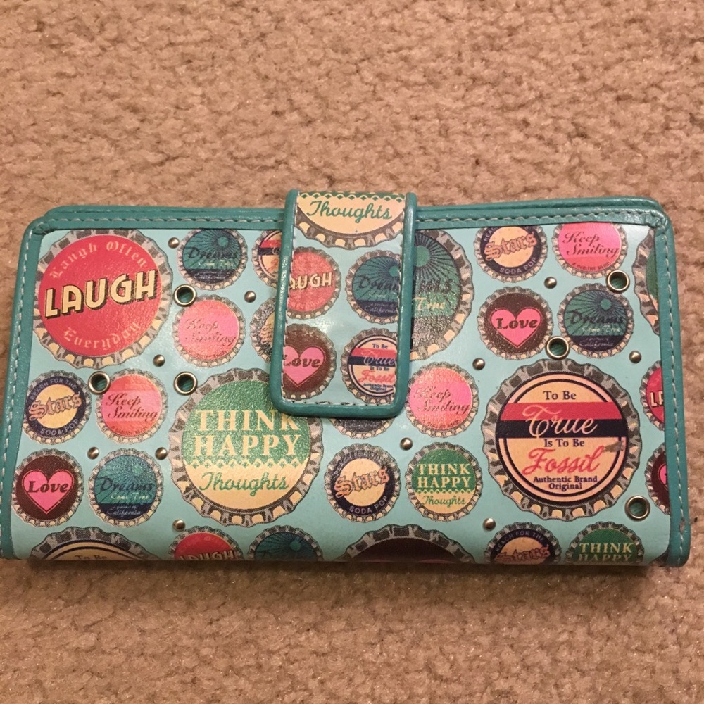 Bottle cap printed wallet