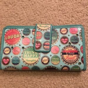 Bottle cap printed wallet