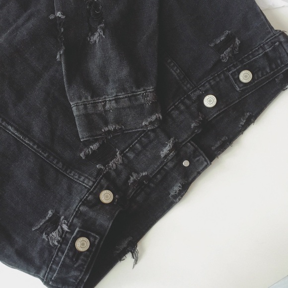 NWT oversized distressed black denim jacket - Picture 7 of 7