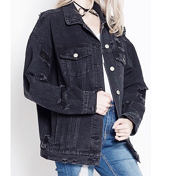 NWT oversized distressed black denim jacket - Picture 2 of 7