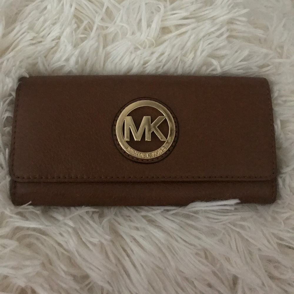 Michael Kors Fulton Caryall Wallet