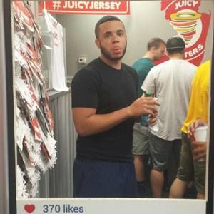 Meet your Posher, Derek