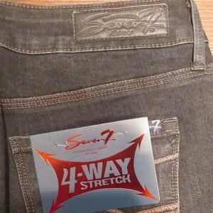 Seven 4 way stretch high rise legging jeans