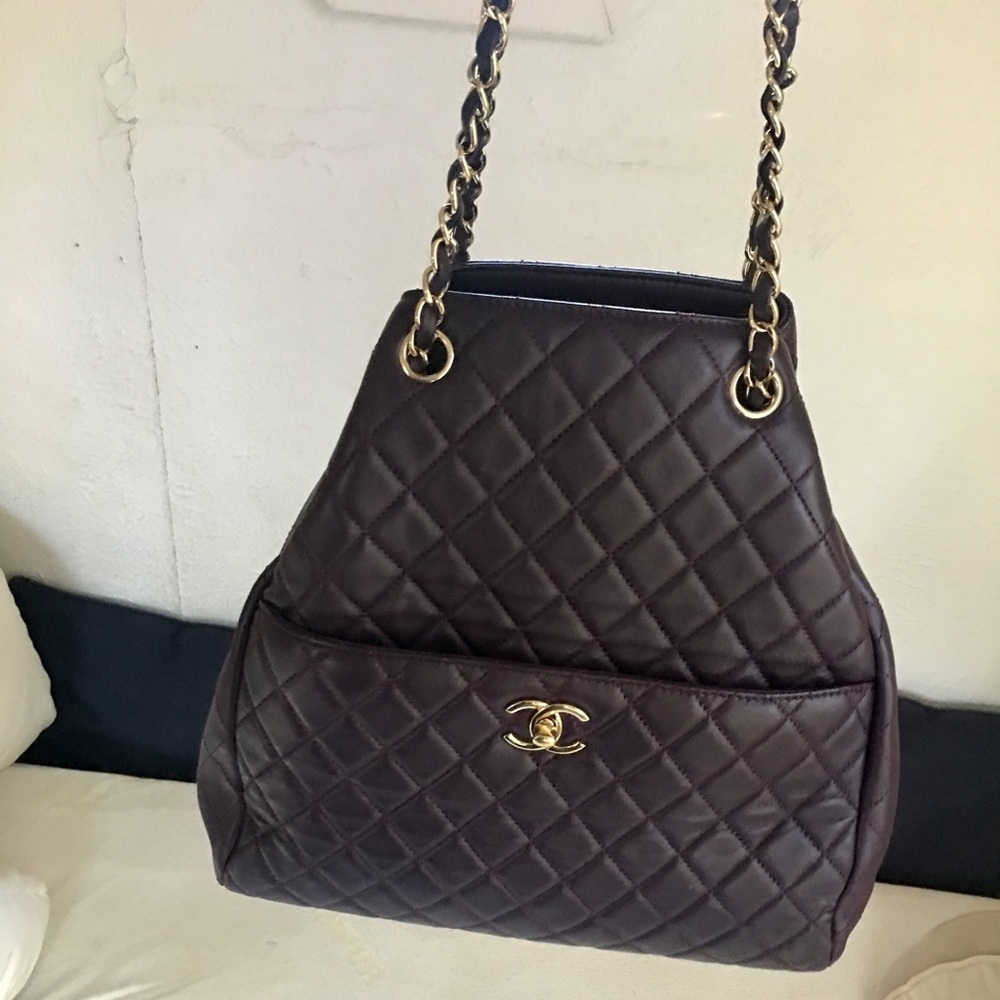 CHANEL Drawstring Handbag