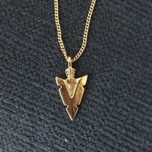 Gold arrowhead necklace