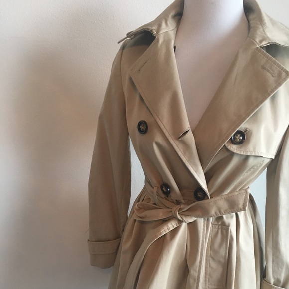 TEMP PRICE DROP RED Valentino beautiful trench - Picture 2 of 8