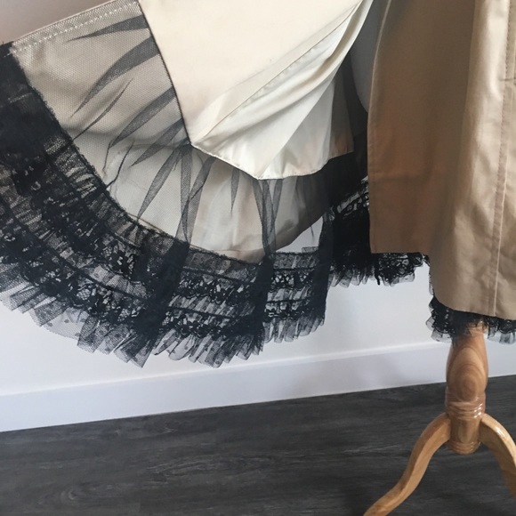 TEMP PRICE DROP RED Valentino beautiful trench - Picture 4 of 8