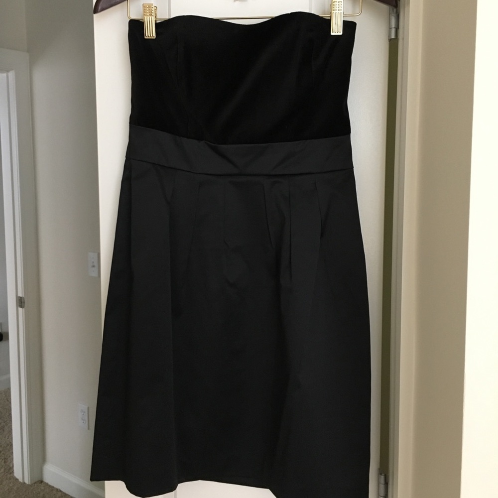 Banana Republic black velvet dress