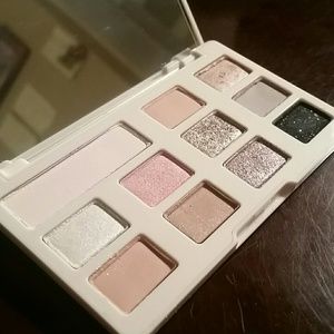 Too Faced White Chocolate Chip Palette