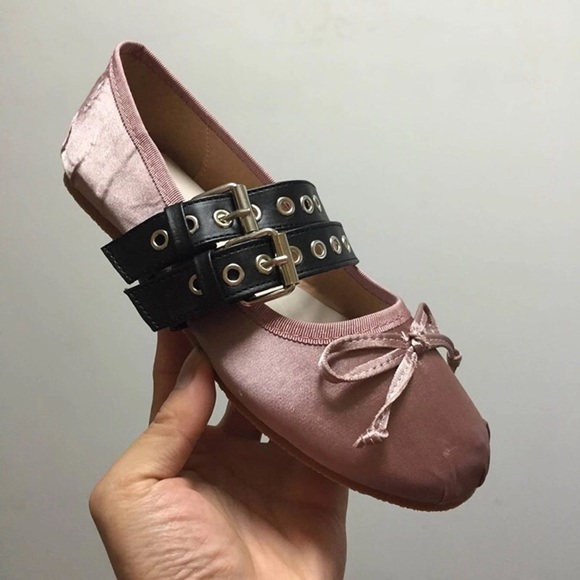 The Belle🎀Haute Modern Ballerina Flat🎀Pink Satin - Picture 3 of 8