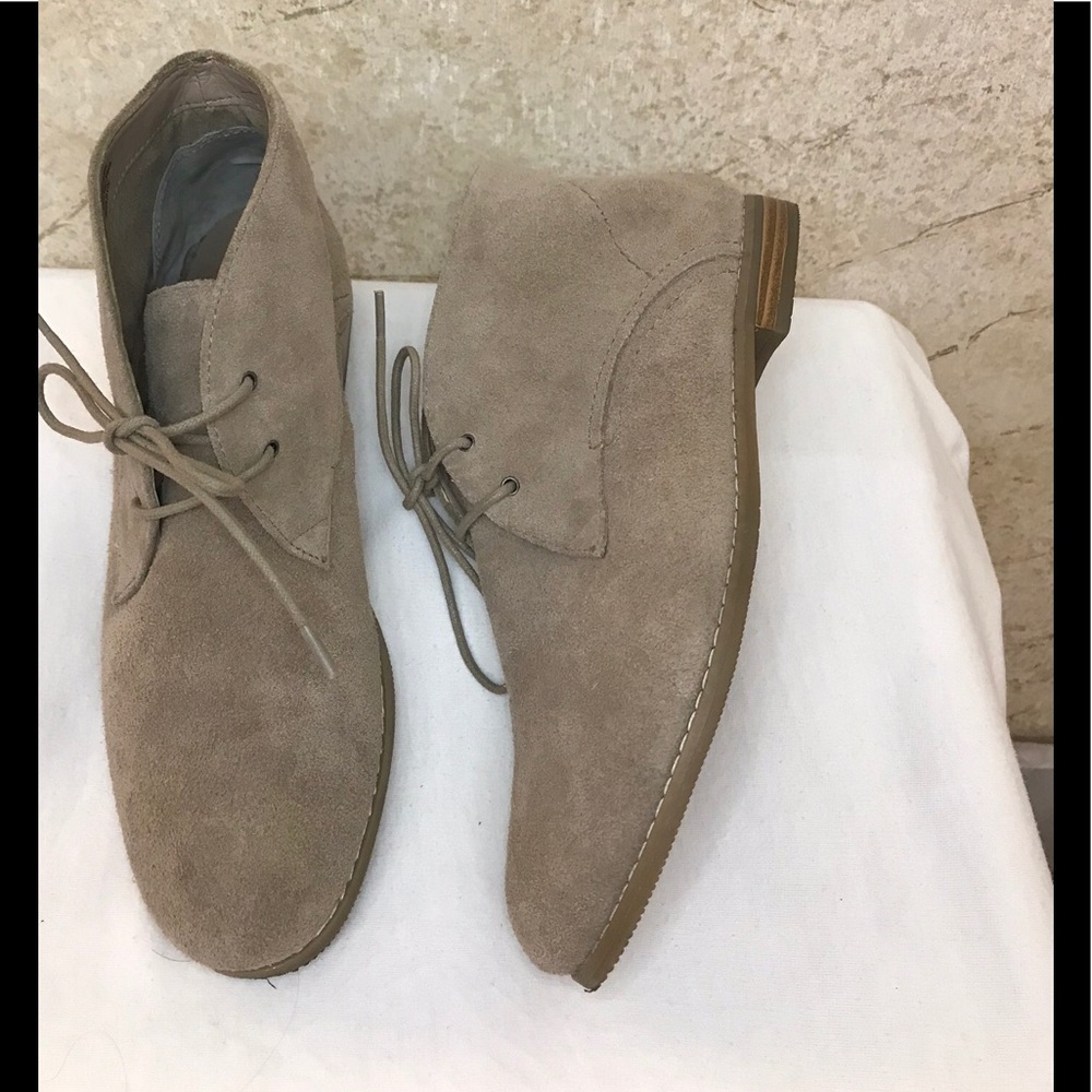 Franco Sarto Suede tie up booties - Picture 3 of 7