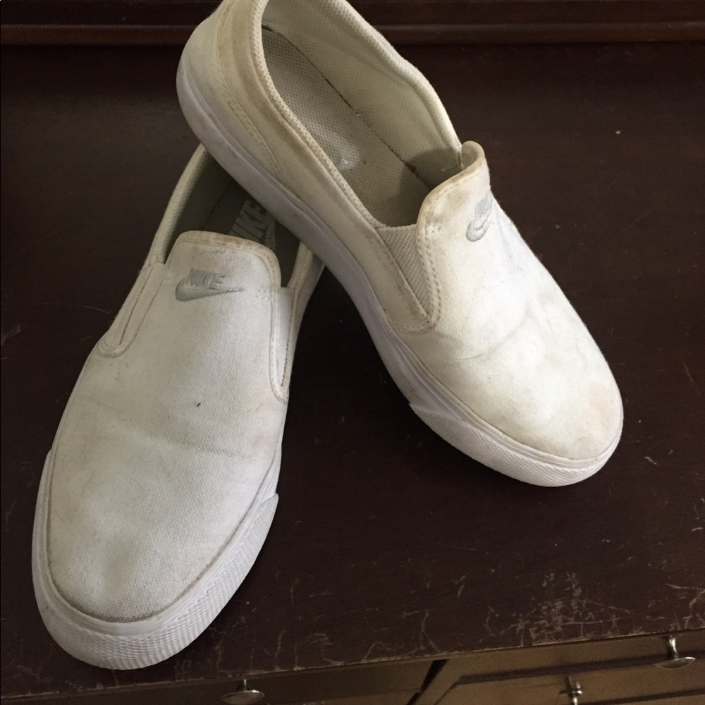 Nike slip ons