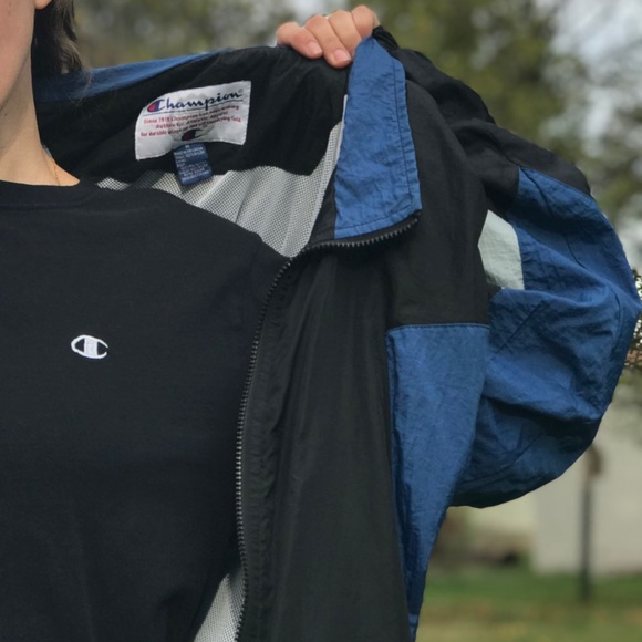 Vintage Champion Windbreaker - Picture 4 of 4