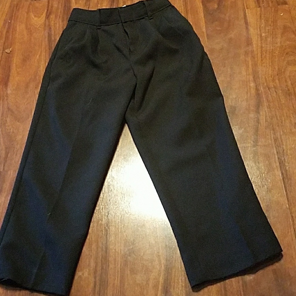 !Boys size 5 black dress pants