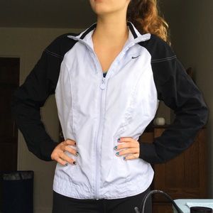 Nike Windbreaker (Light Blue and Black) M