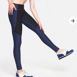 Two Tone Outdoor Voices Leggings