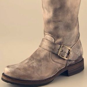 Steve Madden Taupe Lawrence Boots