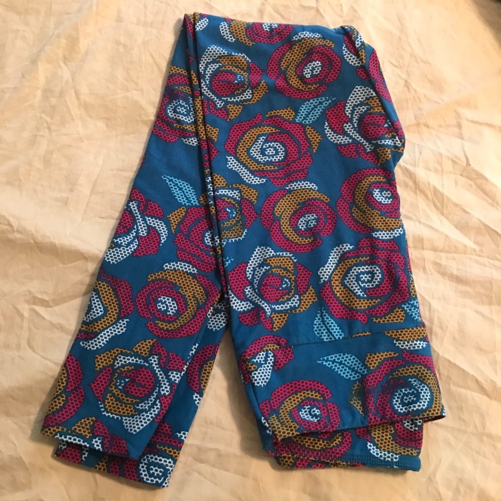OS Lularoe leggings