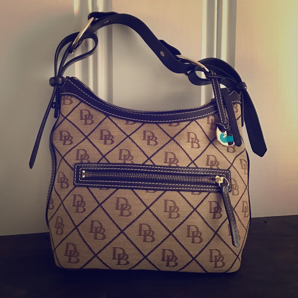 ❤️SOLD❤️Dooney & Bourke Purse Authentic! 👜