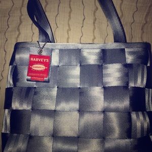 Harvey’s seatbelt bag.