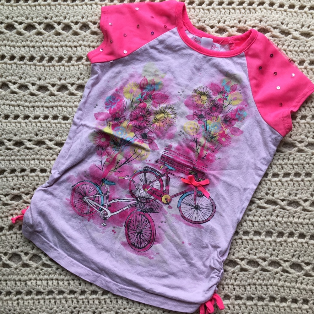 ❌SOLD❌ 🎀 Pink Sequin Sleeve Tee 🎀