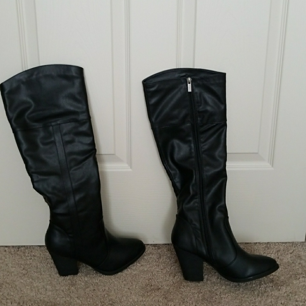 Sold Black riding boot