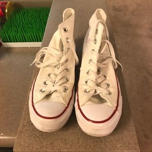 White chuck Taylor’s
