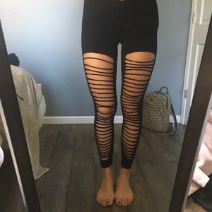 NEW NEVER WORN EXPRESS LEGGINGS