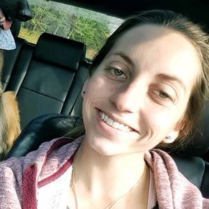 Meet your Posher, Alexandra