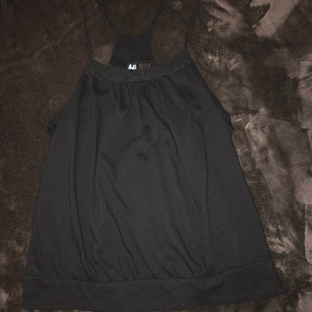 Very cute tank top size xl
