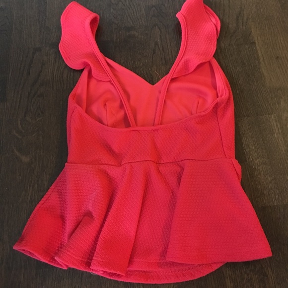 Red going out shirt - Picture 2 of 2