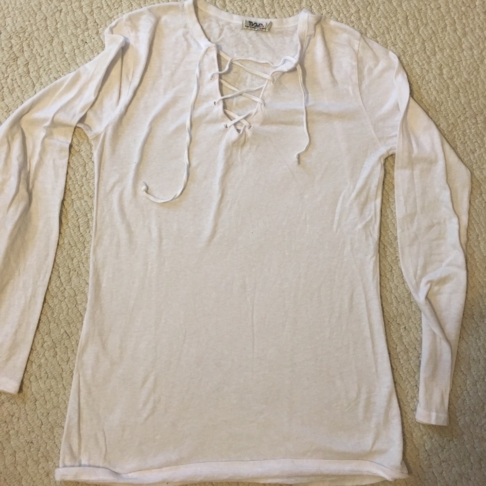 Lace up long sleeve tee. Medium