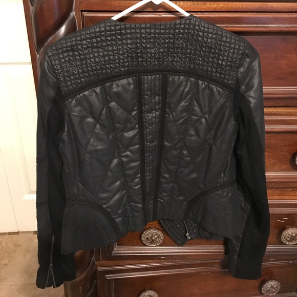Black jacket - Picture 5 of 5