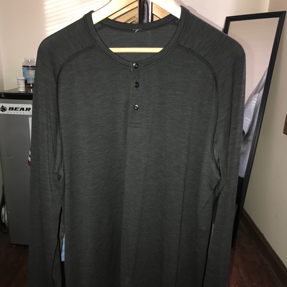 Metal Vent Tech Long Sleeve Henley