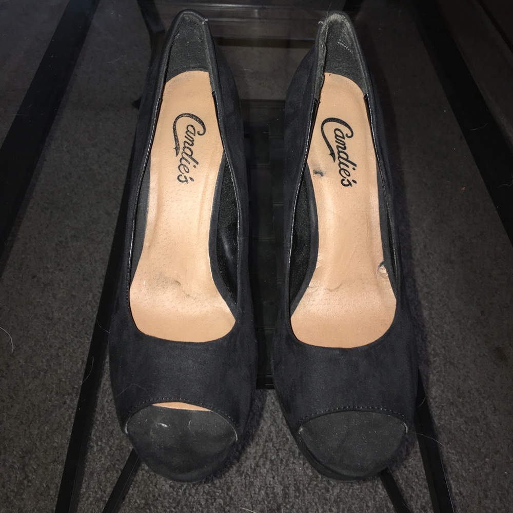 Candie’s open toe pumps
