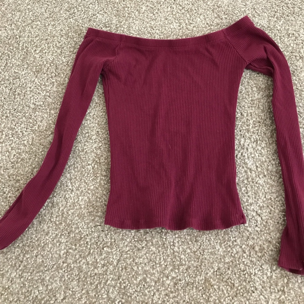 Long sleeve off shoulder top