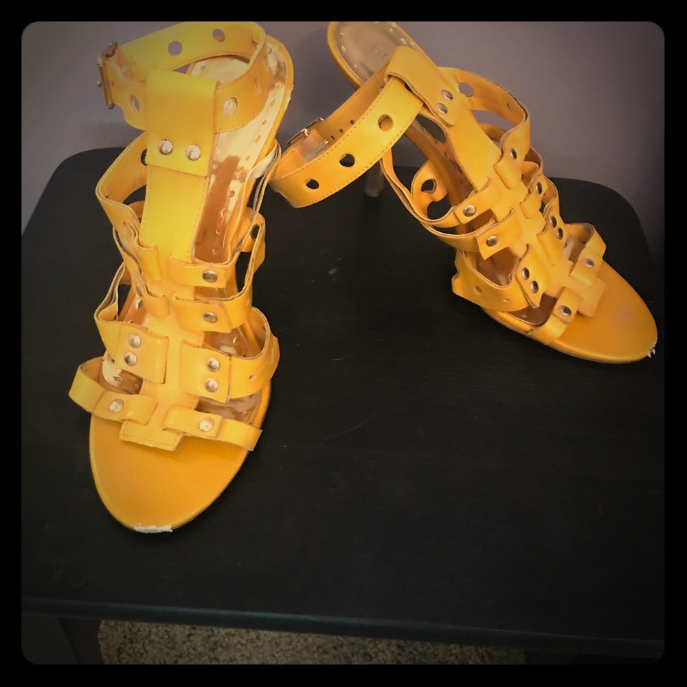 Open heeled, high heel sandal