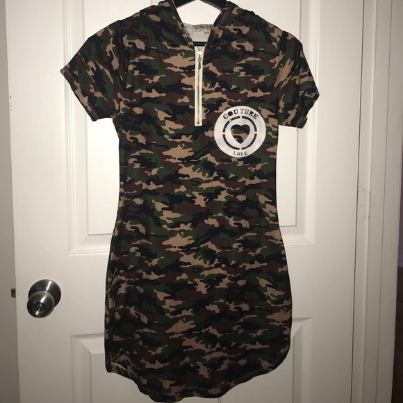 Beautiful camuflage dress. - Picture 1 of 2