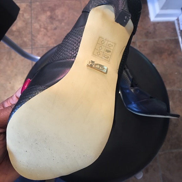 Bebe strap pumps - Picture 5 of 6