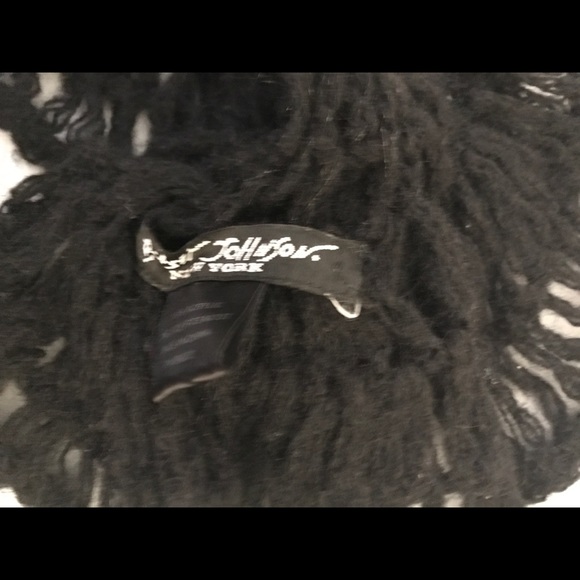 Black Betsey Johnson holiday scarf - Picture 2 of 2