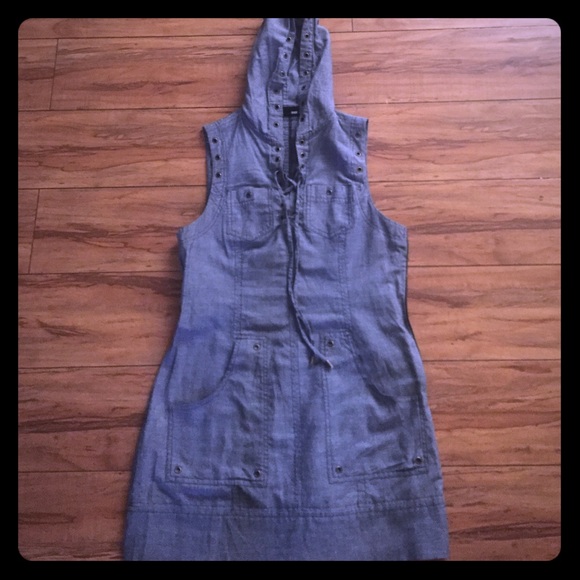 Dress shirt - Picture 1 of 2