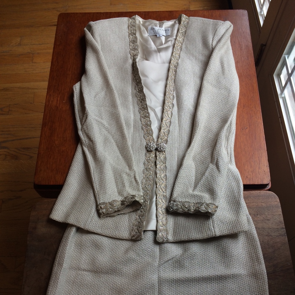 St John frosted metallic knit jacket/skirt