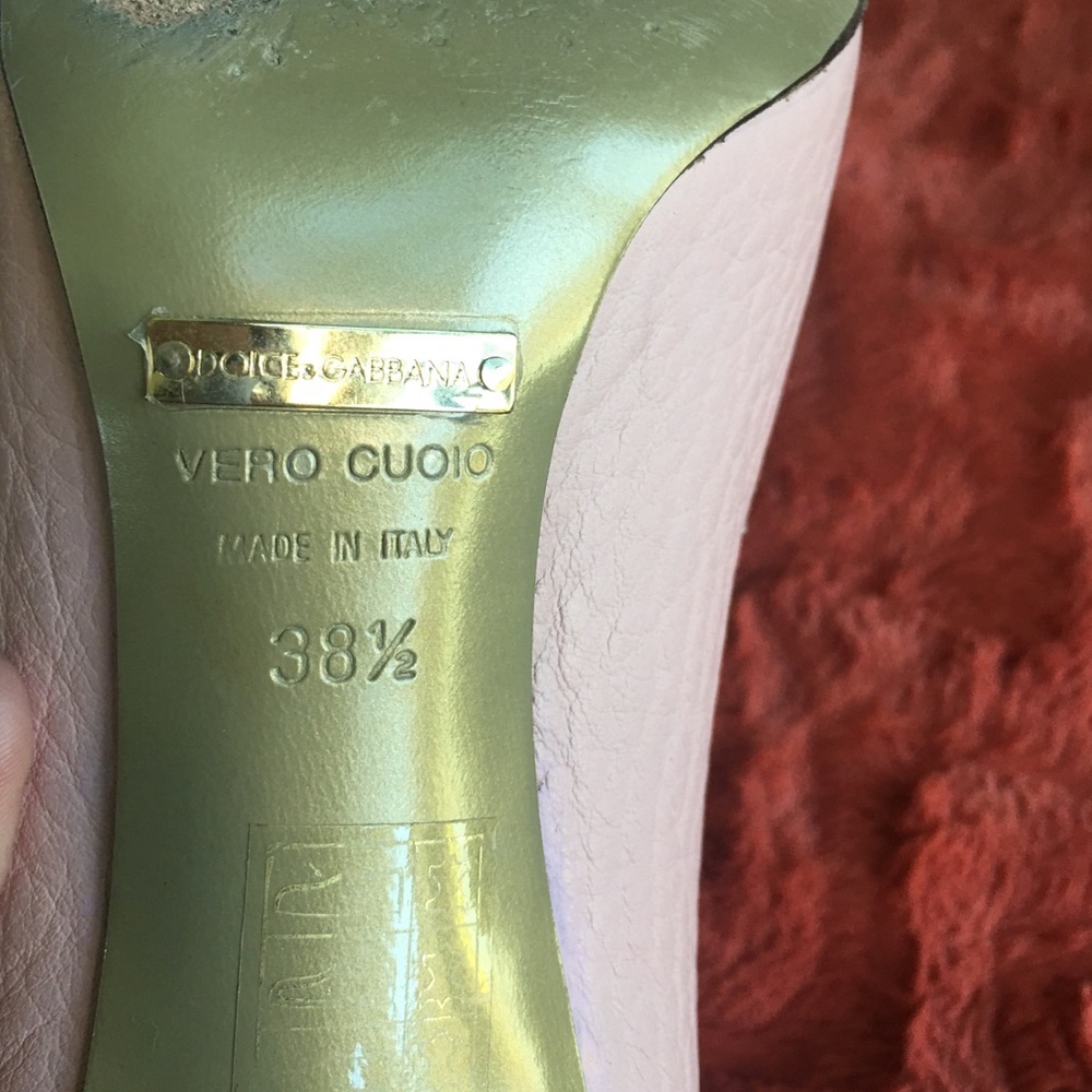 Dolce & Gabbana pink heels